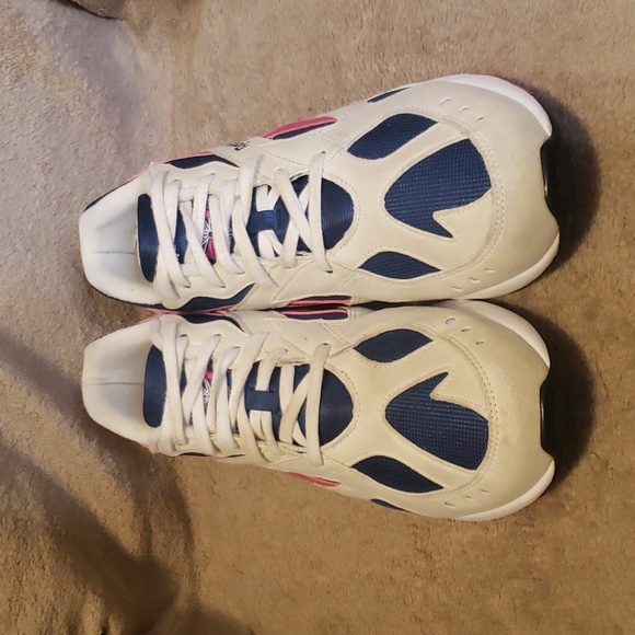 Men's Reebok sneakers size 11 - Picture 1 of 9